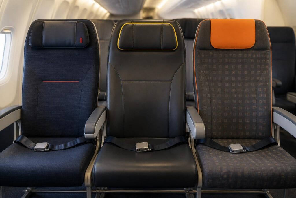 découvrez notre comparatif des sièges d’avion proposés par air france, ryanair et easyjet pour choisir le meilleur confort et rapport qualité-prix lors de vos vols.